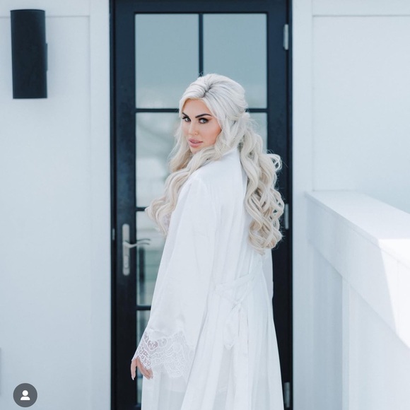 Meet your Posher, Anne - Picture 7 of 16